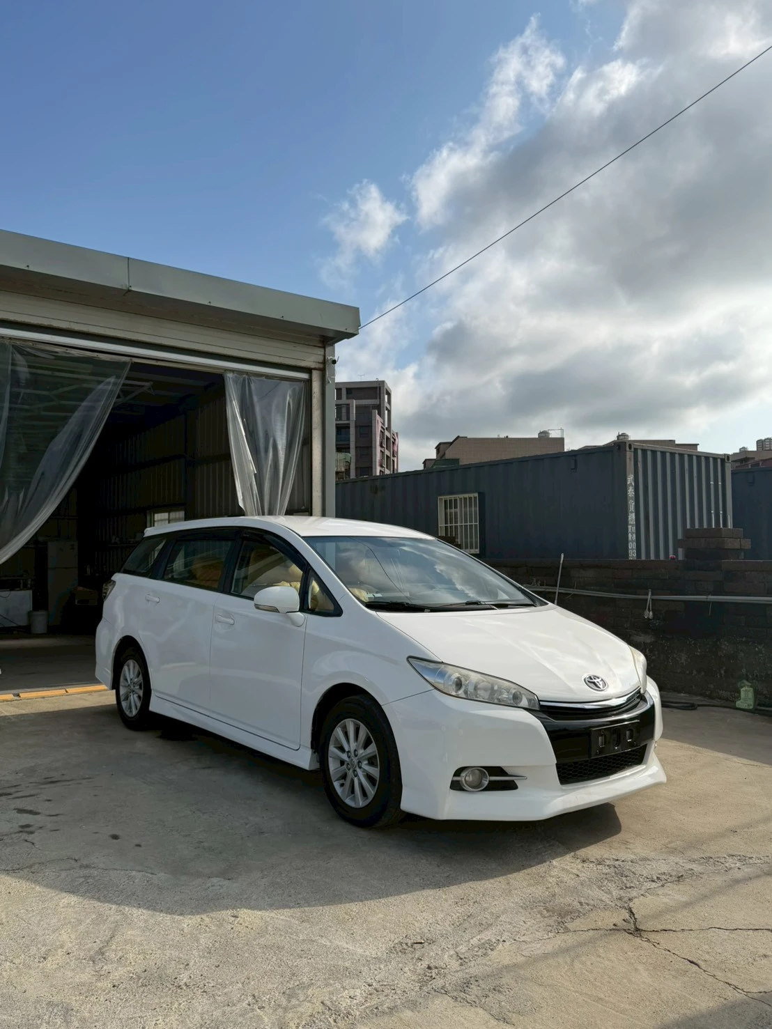 Toyota Wish 2015 máy xăng 2.0L