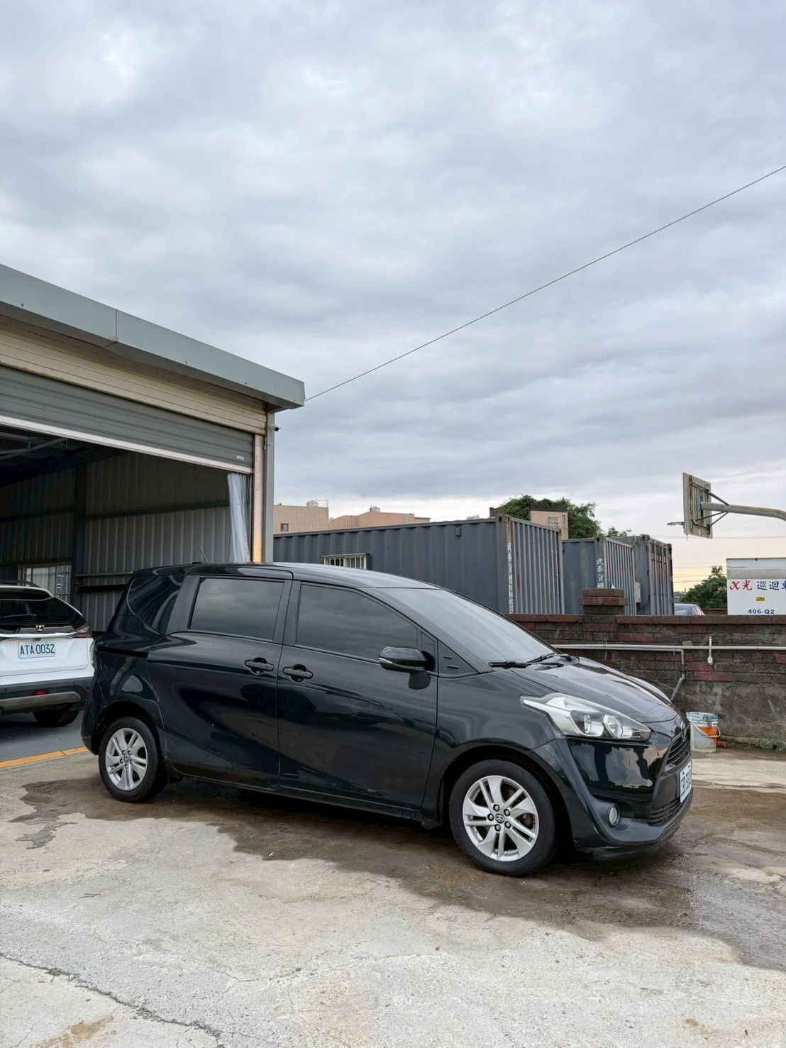 Toyota Sienta 2018 1.8