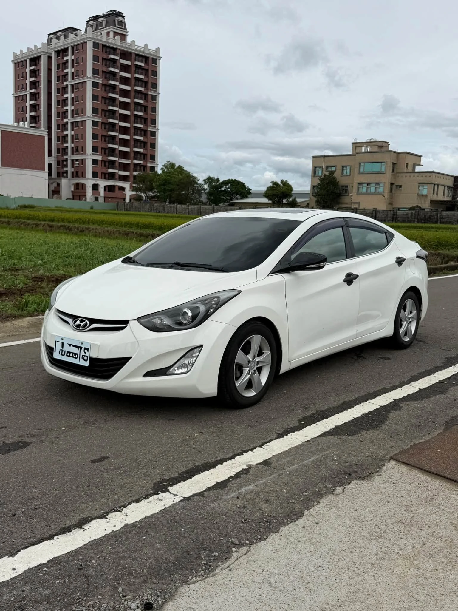 HYUNDAI ELANTRA GLS 2015